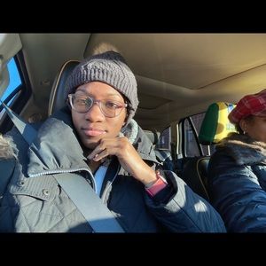 Meet your Posher, Amaya